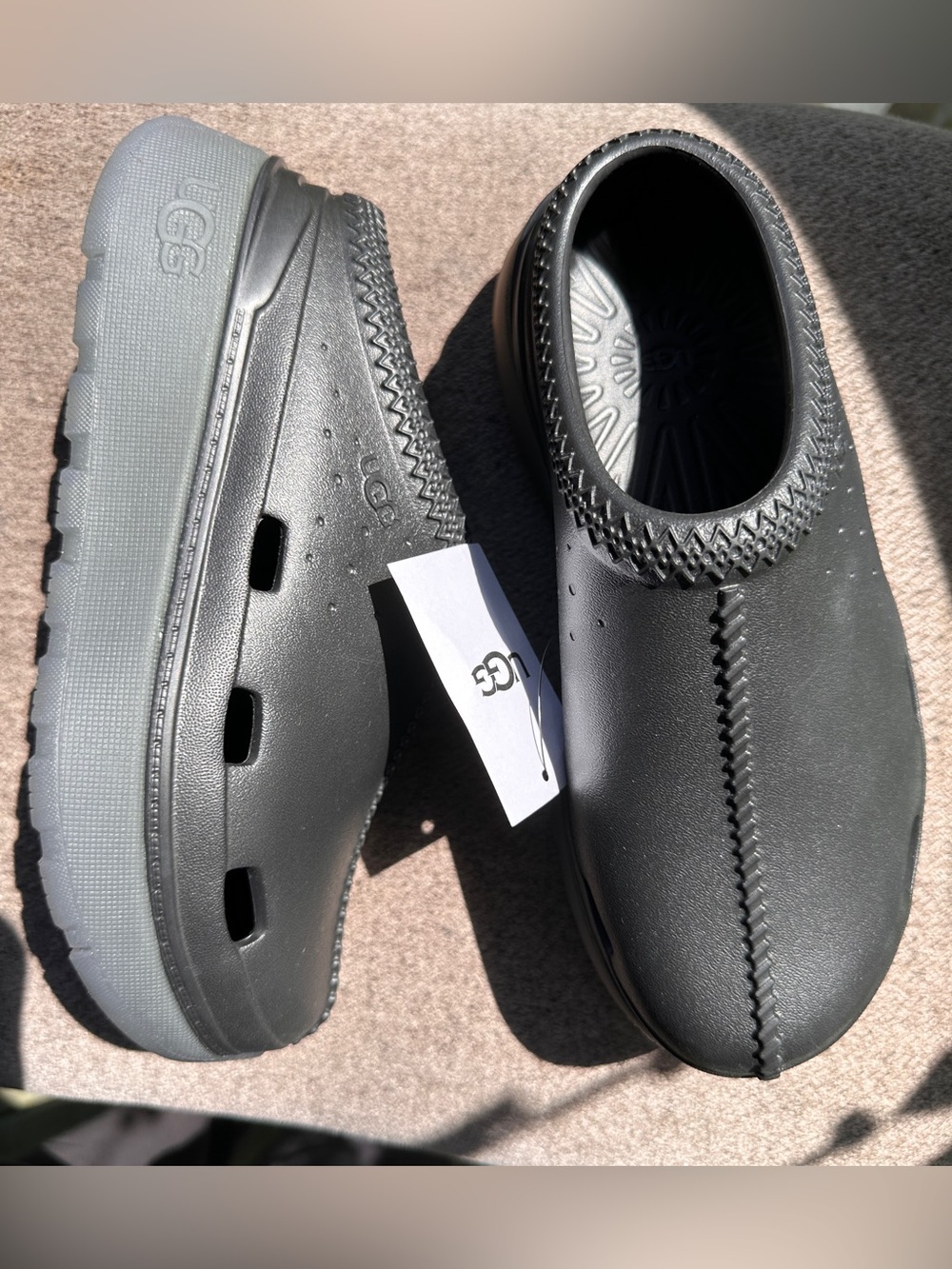 UGG Kids Sz~1*Tasman Sport*Black Slip-On Clog*New